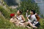 photo film bienvenue en suisse| L�a Fazer� Path�